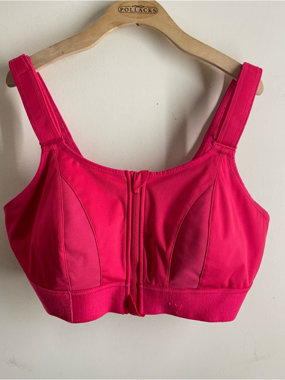 SHEFIT Ultimate Sports Bra size 2Luxe (42-44 Bust) Pink High Impact Adjustable